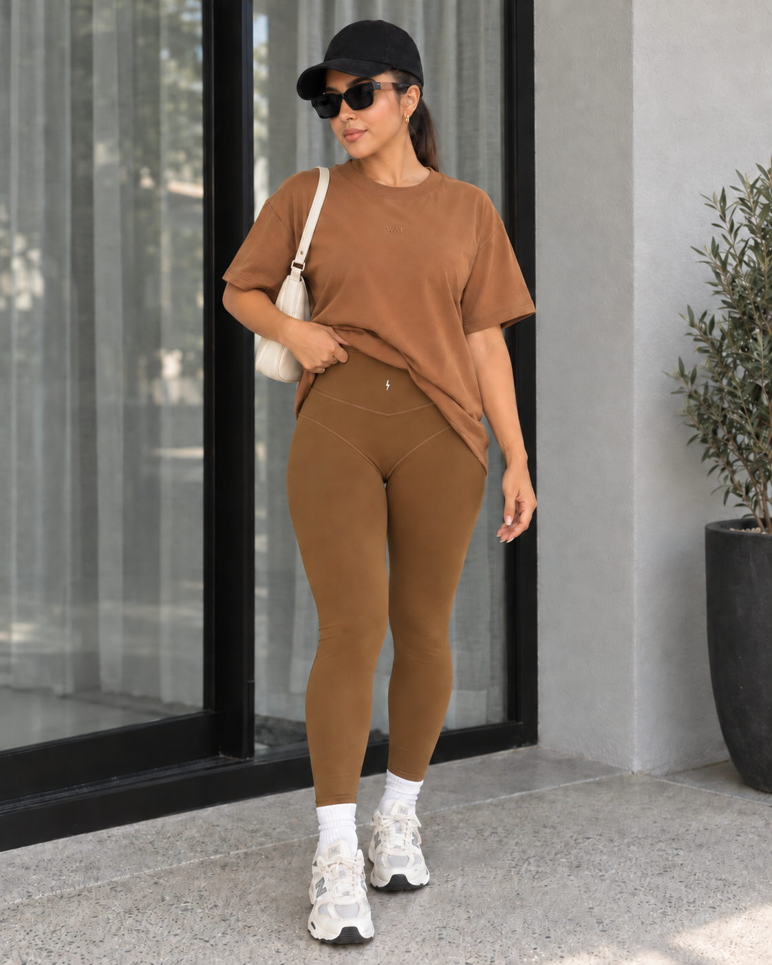 Camiseta Oversize Universo Camel
