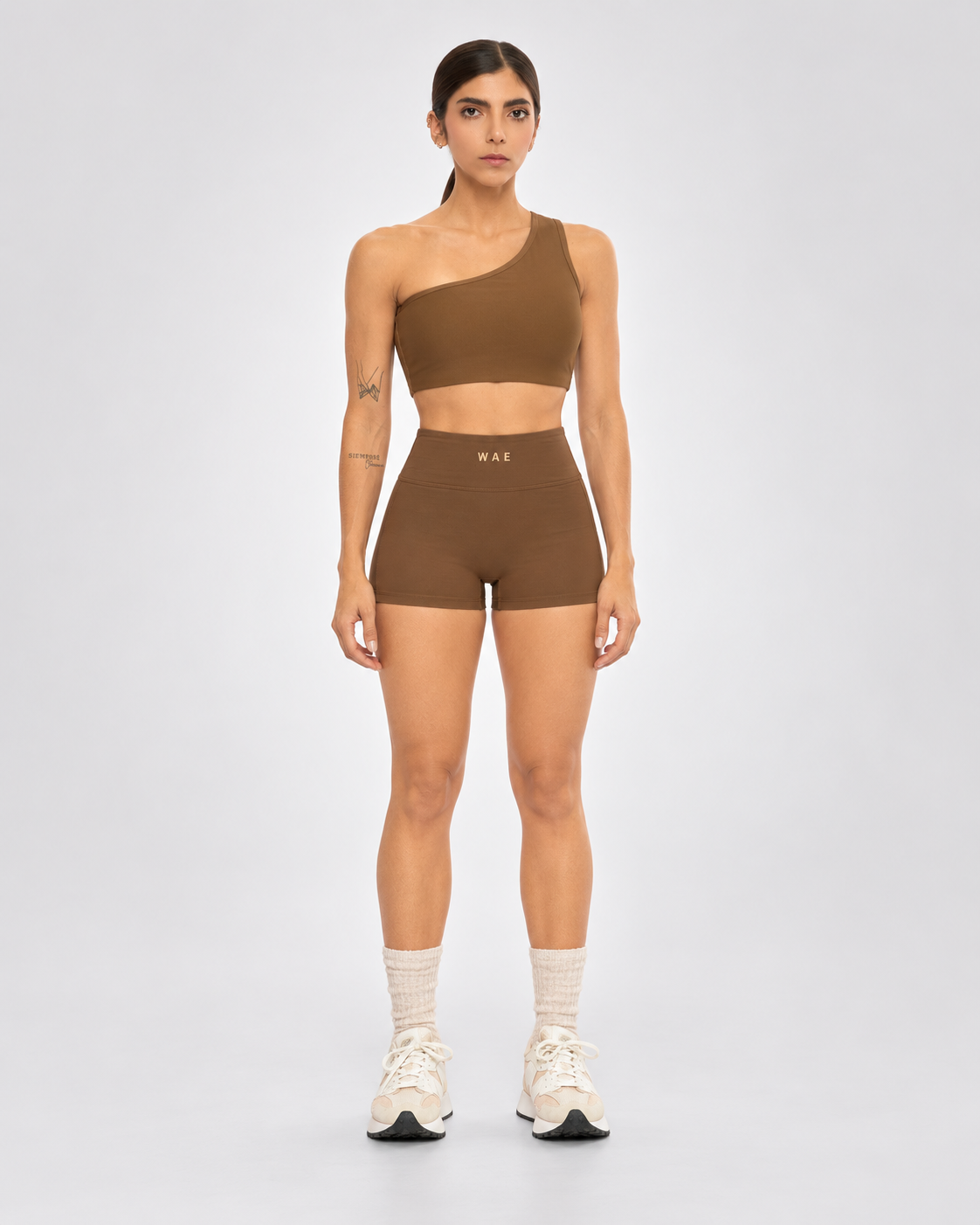 Top Deportivo Crucial Camel