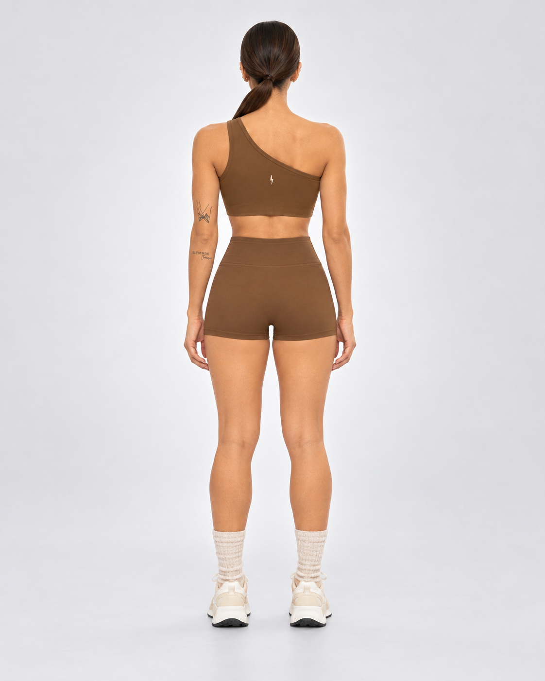 Top Deportivo Crucial Camel